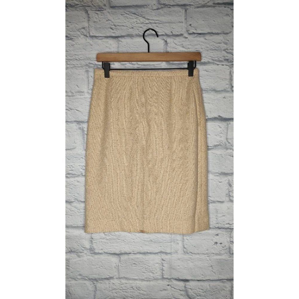 Escada Women's Straight Skirt Beige Knee Length Zipper Lined Slovenia Sz Medium